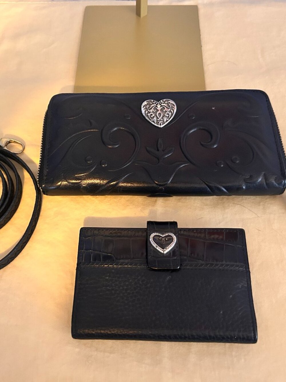 Brighton Black Embossed Leather Crossbody Wallet w/Business Card Case.